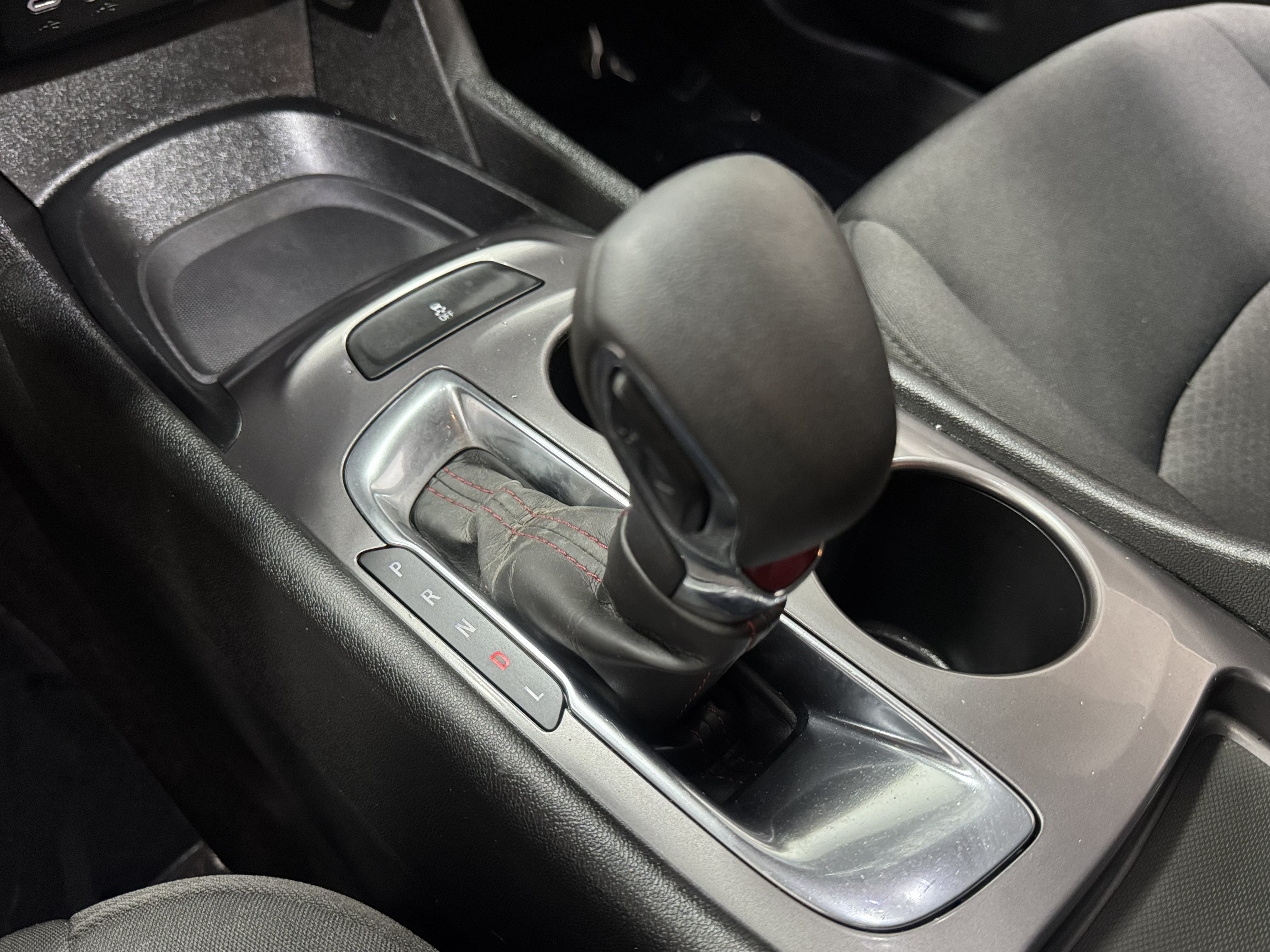 Used 2021 Chevrolet Malibu RS FWD image 4