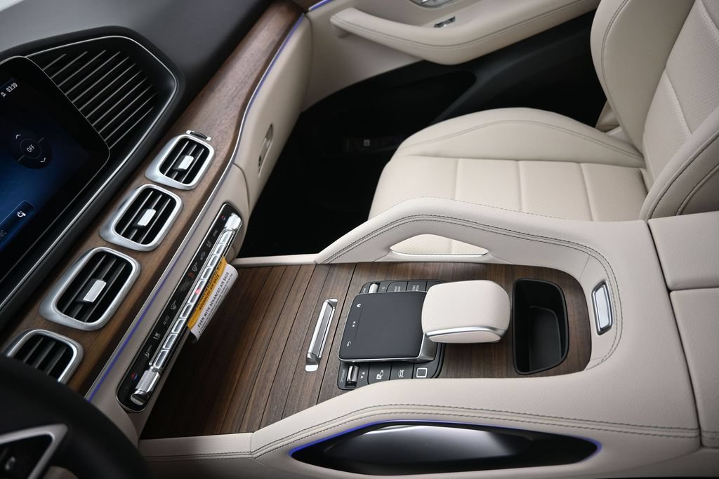 New 2026 Mercedes-Benz GLE 450 4MATIC image 16