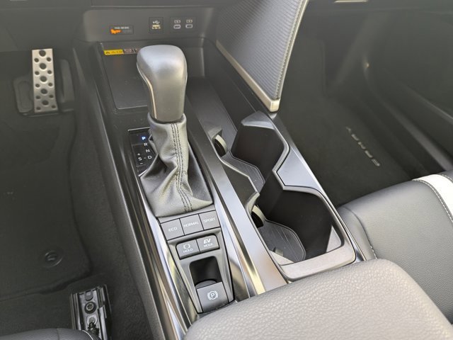 Used 2025 Toyota Camry SE image 26