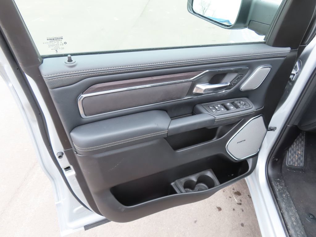 New 2026 RAM 1500 Laramie w/ Night Edition AWD/4WD image 24