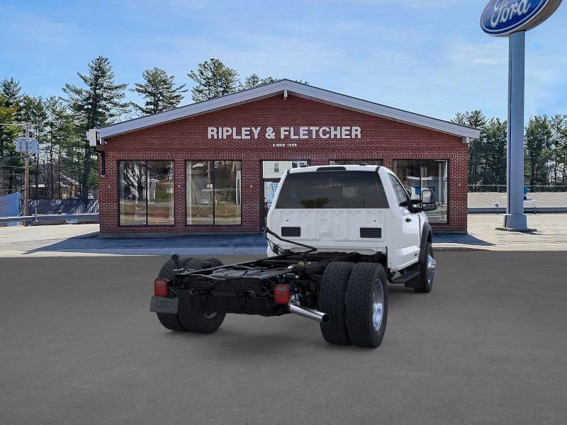 New 2025 Ford F550 4x4 Regular Cab Super Duty image 8