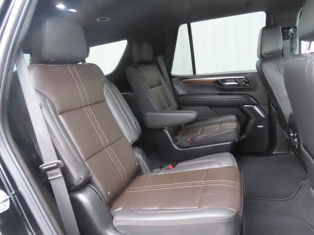 Used 2026 Chevrolet Tahoe High Country AWD/4WD image 30