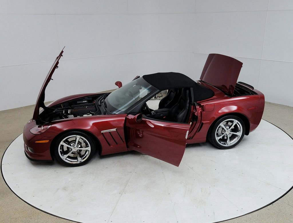 Used 2010 Chevrolet Corvette Grand Sport w/ Preferred Equipment Group RWD image 22