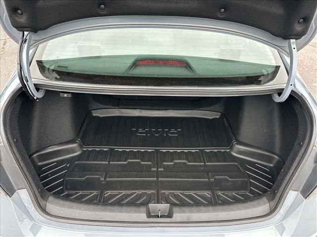 Used 2023 Honda Civic Sport image 29