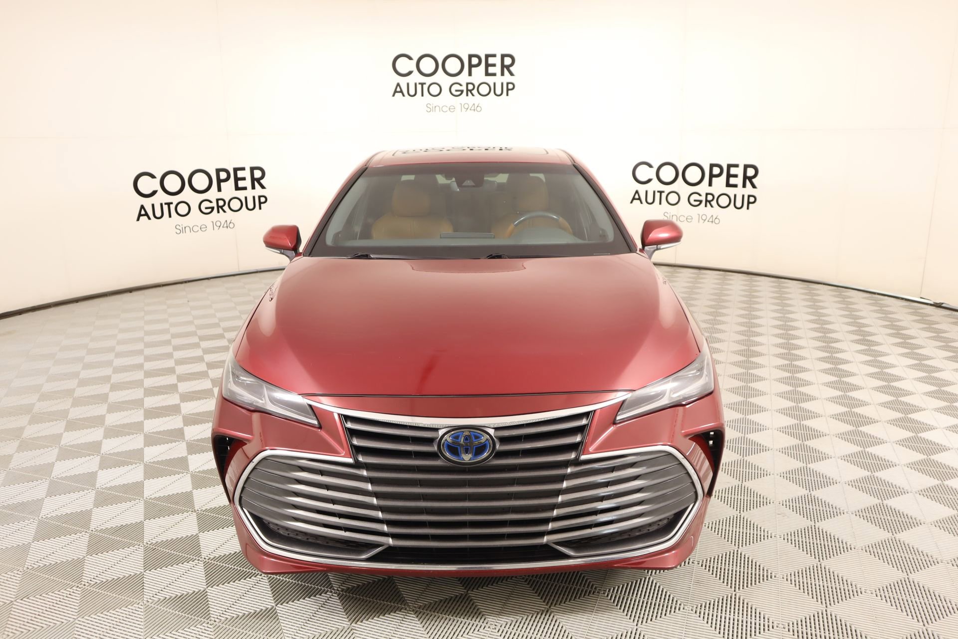 Used 2019 Toyota Avalon Limited image 10