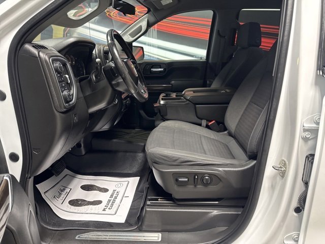 Used 2021 Chevrolet Silverado 1500 LT w/ Bed Protection Package image 5