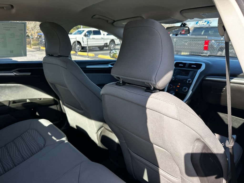 Used 2016 Ford Fusion S w/ Equipment Group 101A image 41