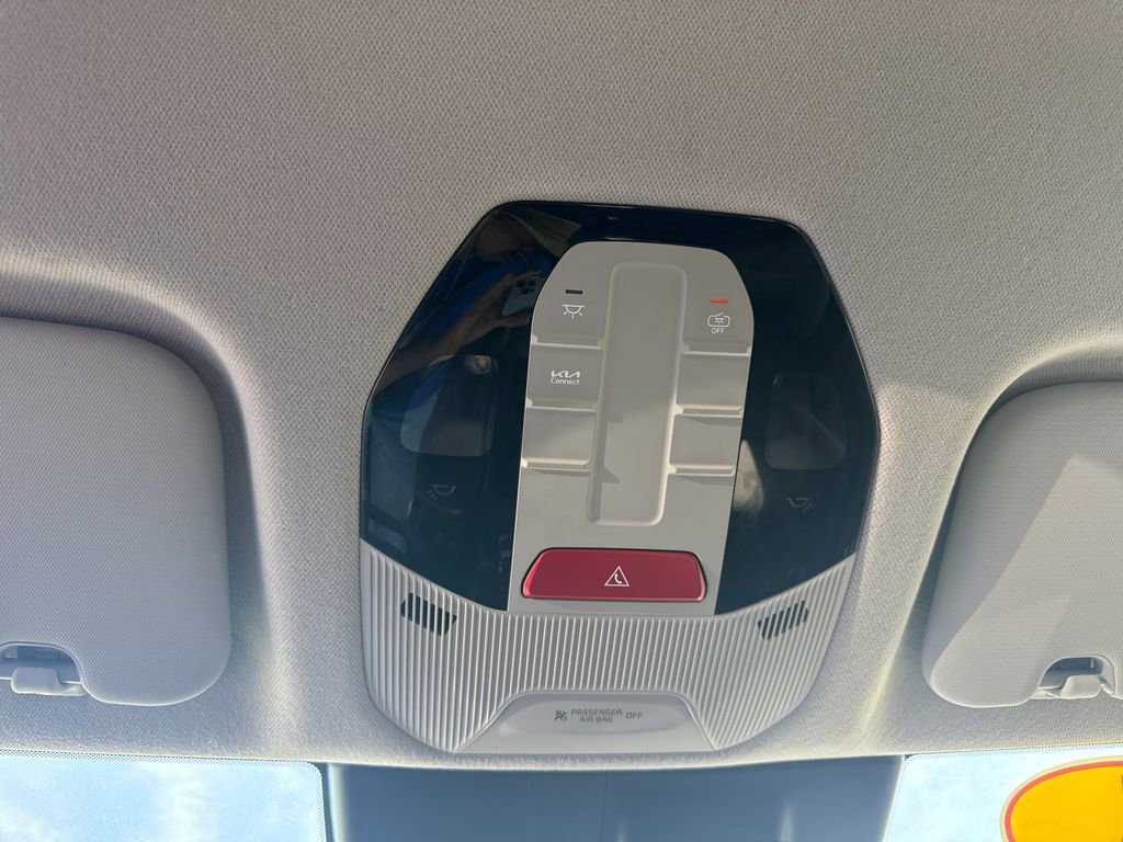 Used 2025 Kia K4 EX FWD image 33