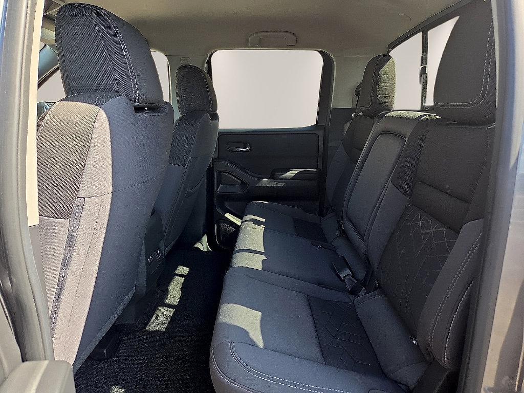 Used 2026 Nissan Frontier SV w/ SV Convenience Package AWD/4WD image 11
