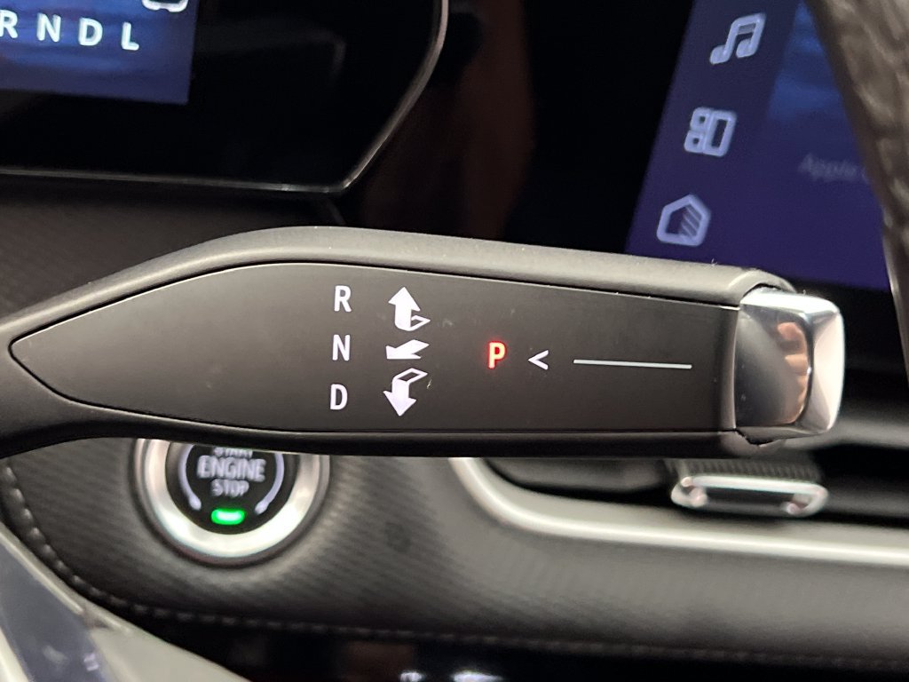 Used 2025 Chevrolet Equinox LT FWD image 48