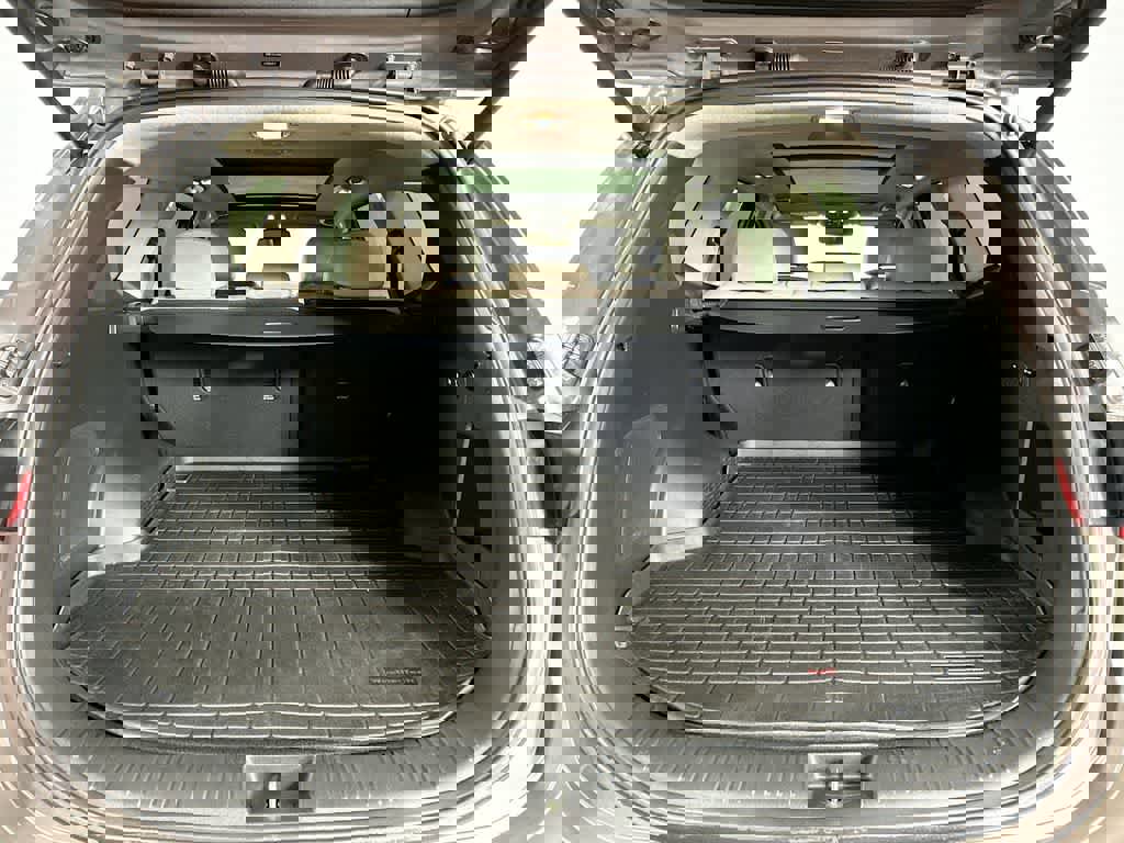 Used 2020 Hyundai Santa Fe Limited image 21