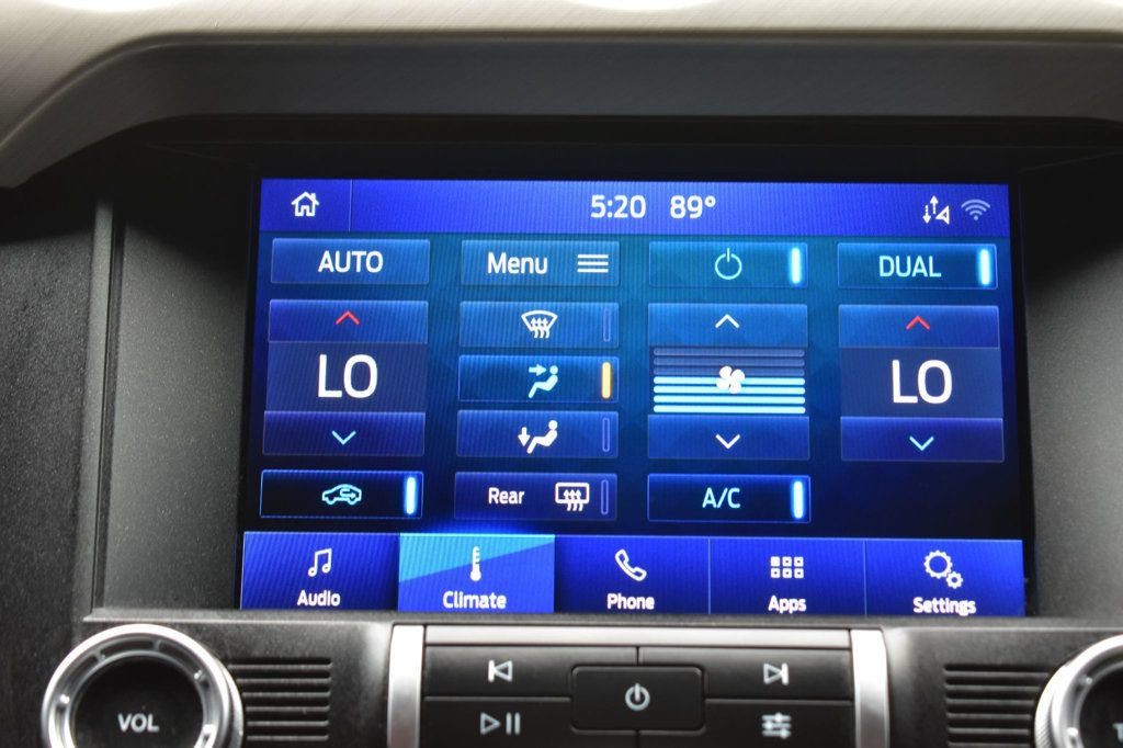 Used 2020 Ford Mustang Premium RWD image 33