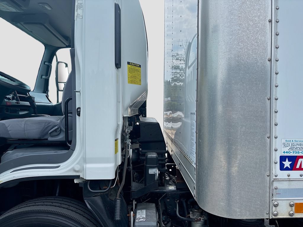 Used 2019 Isuzu NQR RWD image 40