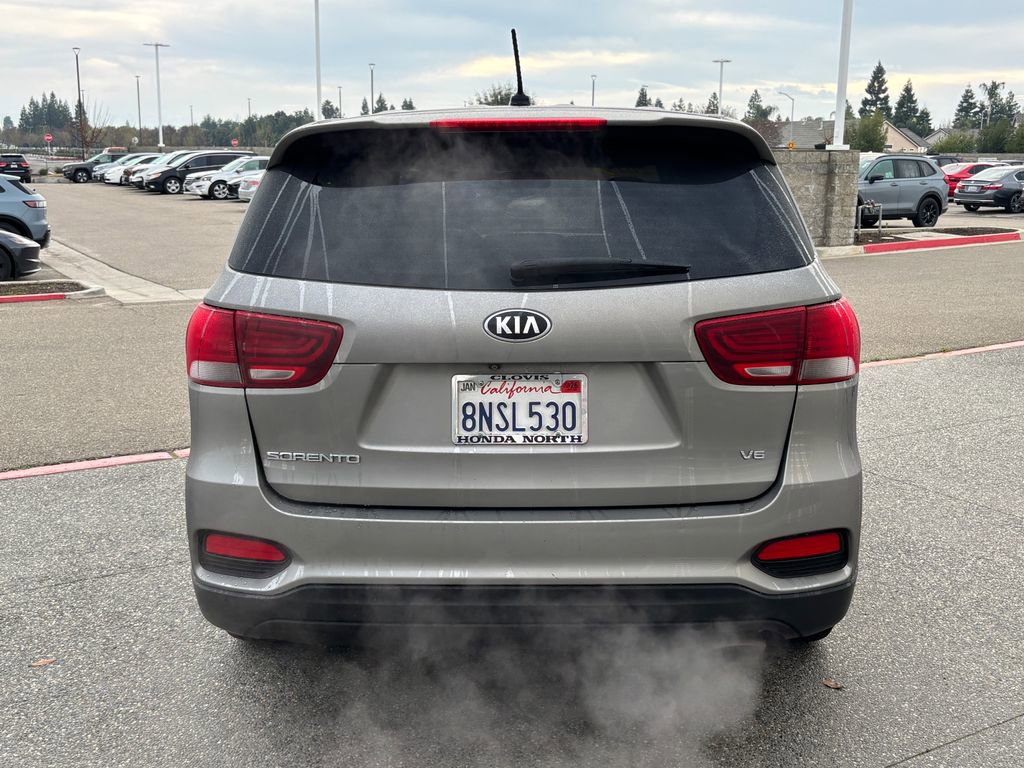 Used 2019 Kia Sorento LX image 6