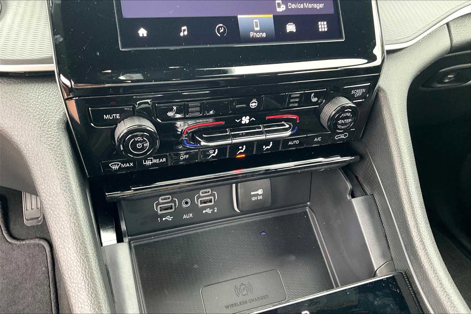 New 2025 Jeep Grand Cherokee Laredo X w/ Luxury Tech Group I image 18