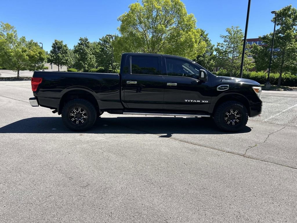 Used 2017 Nissan Titan SV RWD image 8