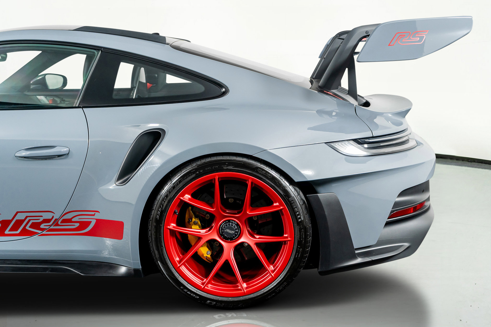 Used 2024 Porsche 911 GT3 RS image 17