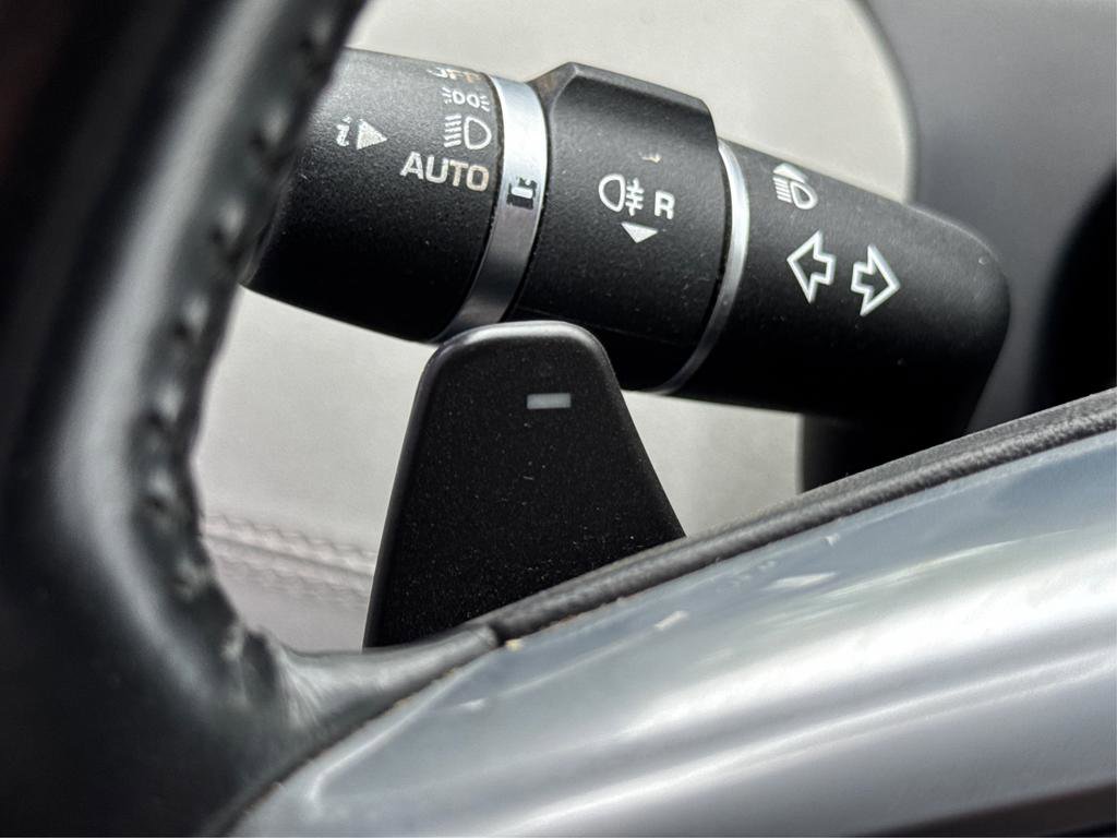 Used 2017 Land Rover Discovery Sport SE image 49