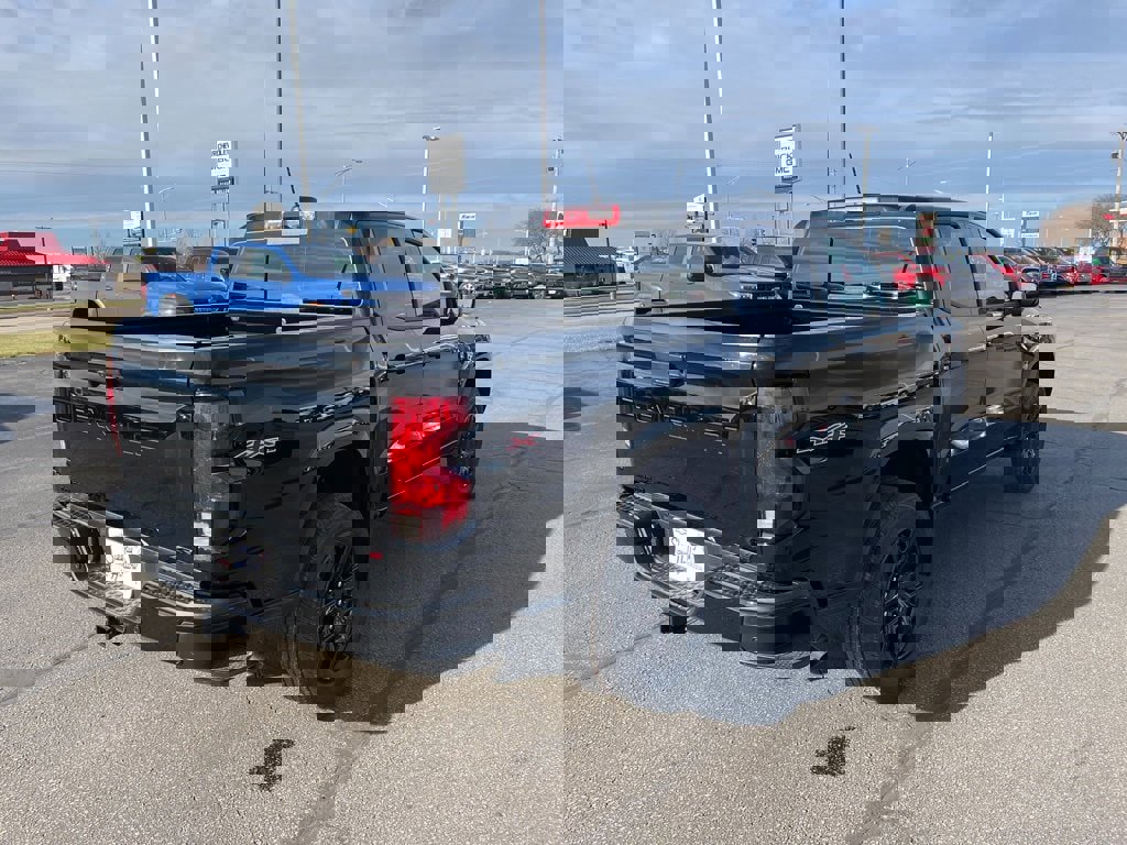 New 2026 Chevrolet Colorado W/T image 5