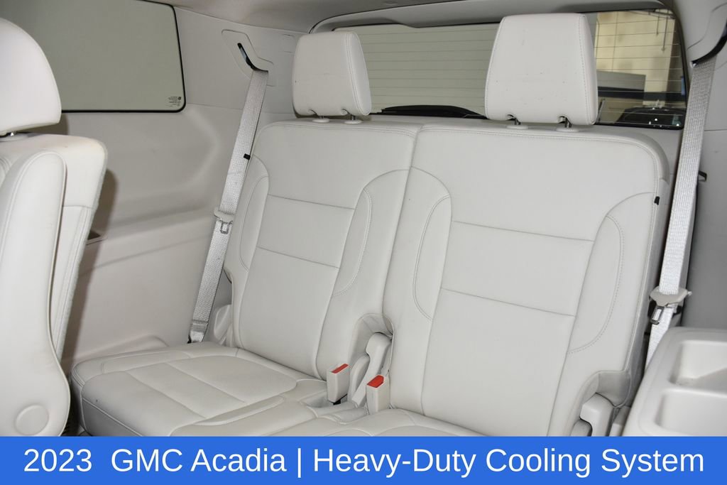Used 2023 GMC Acadia Denali w/ Denali Ultimate Package AWD/4WD image 29