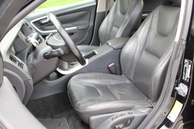Used 2014 Volvo S60 T5 FWD image 13