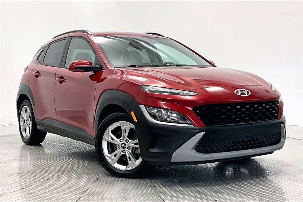 Used 2022 Hyundai Kona SEL w/ Cargo Package image 11