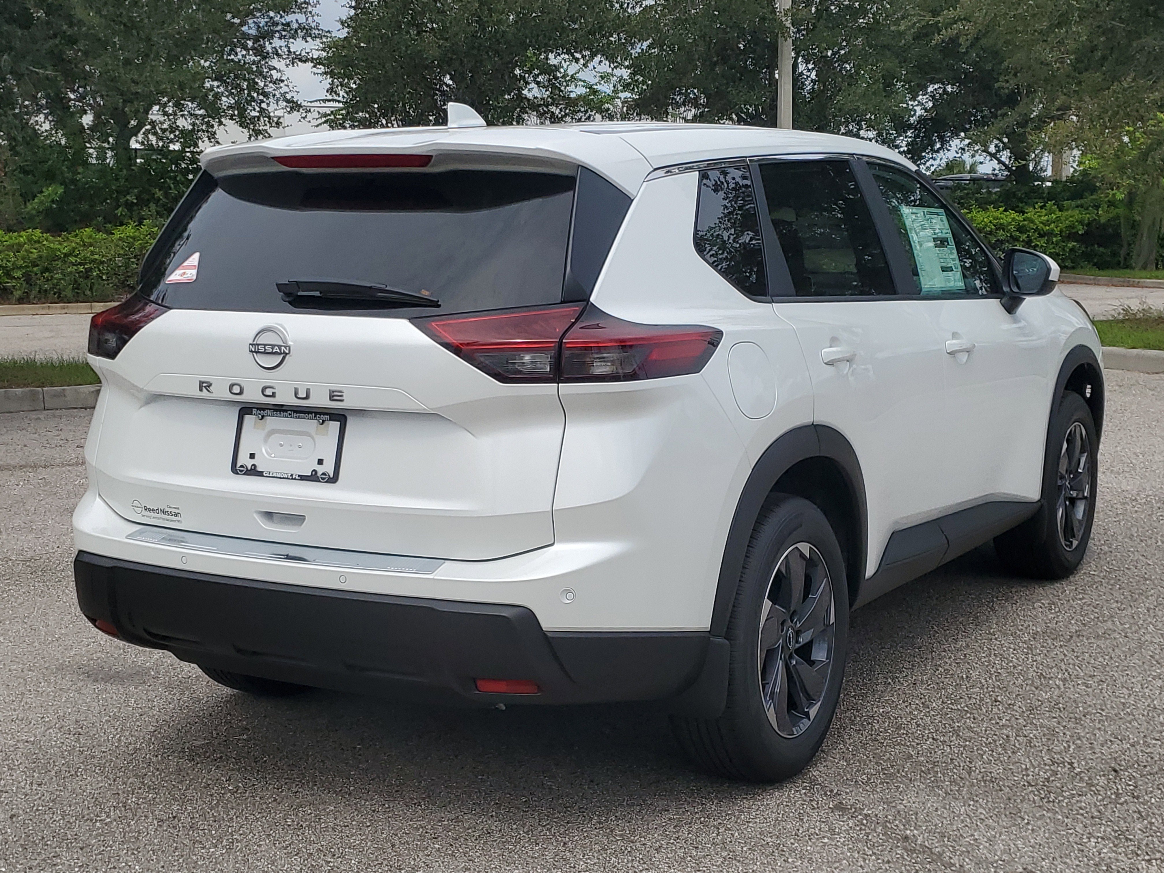 New 2026 Nissan Rogue SV image 3