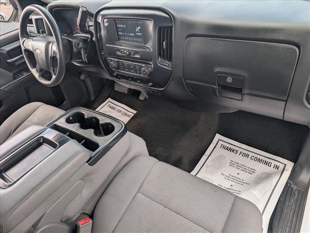 Used 2018 Chevrolet Silverado 1500 Custom w/ Custom Convenience Package RWD image 18