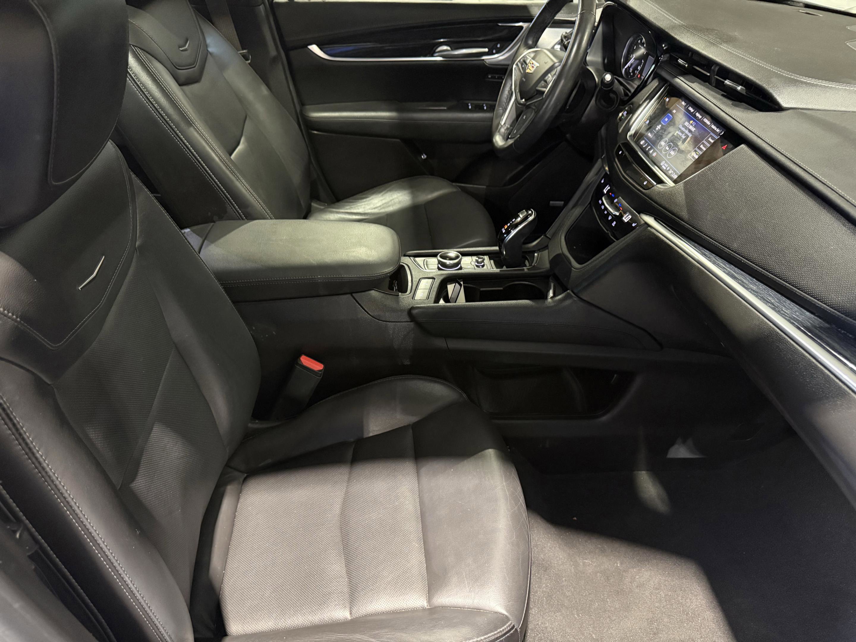 Used 2024 Cadillac XT5 Premium Luxury image 45