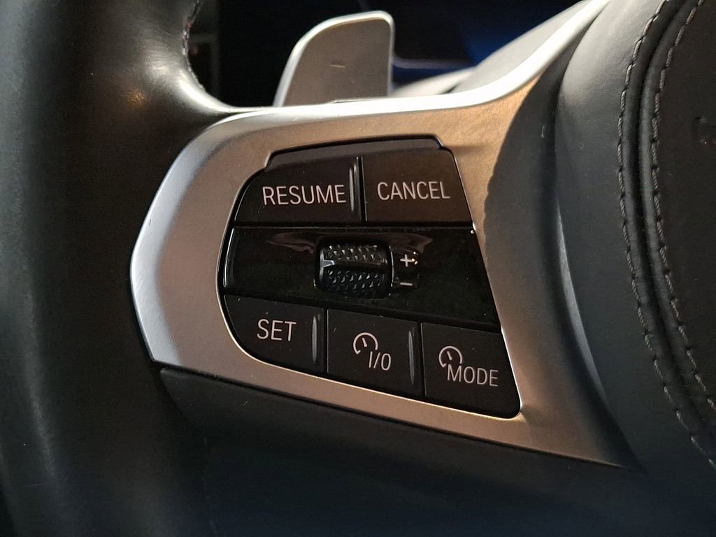 Used 2025 BMW X6 M60i AWD/4WD image 16
