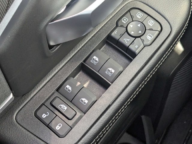 New 2026 RAM 2500 Big Horn AWD/4WD image 23