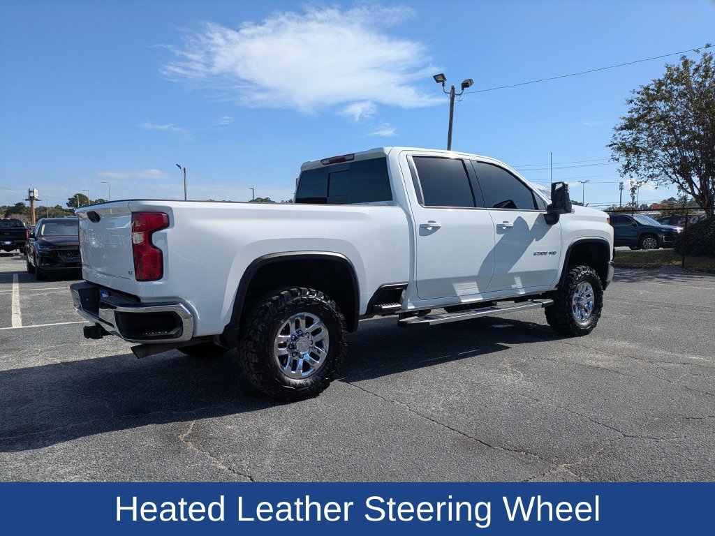 Used 2021 Chevrolet Silverado 2500 LT w/ Convenience Package AWD/4WD image 4