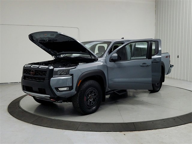 New 2026 Nissan Frontier PRO-4X w/ Pro-4x Convenience Package image 11