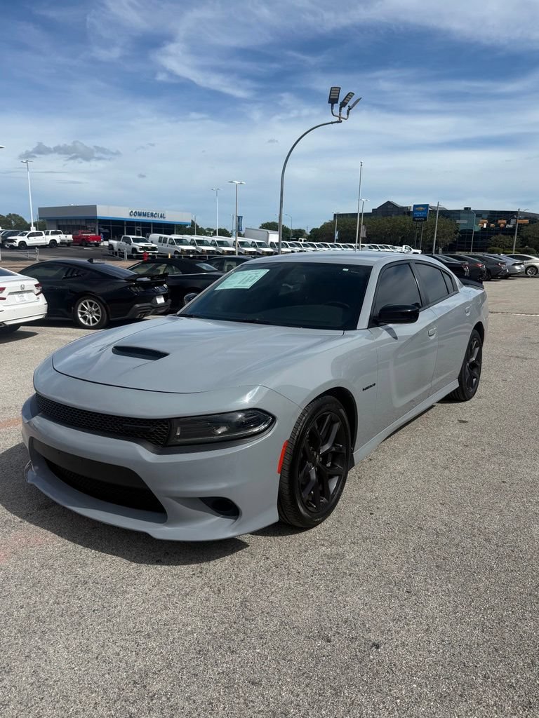 Used 2022 Dodge Charger R/T w/ Blacktop Package RWD image 3