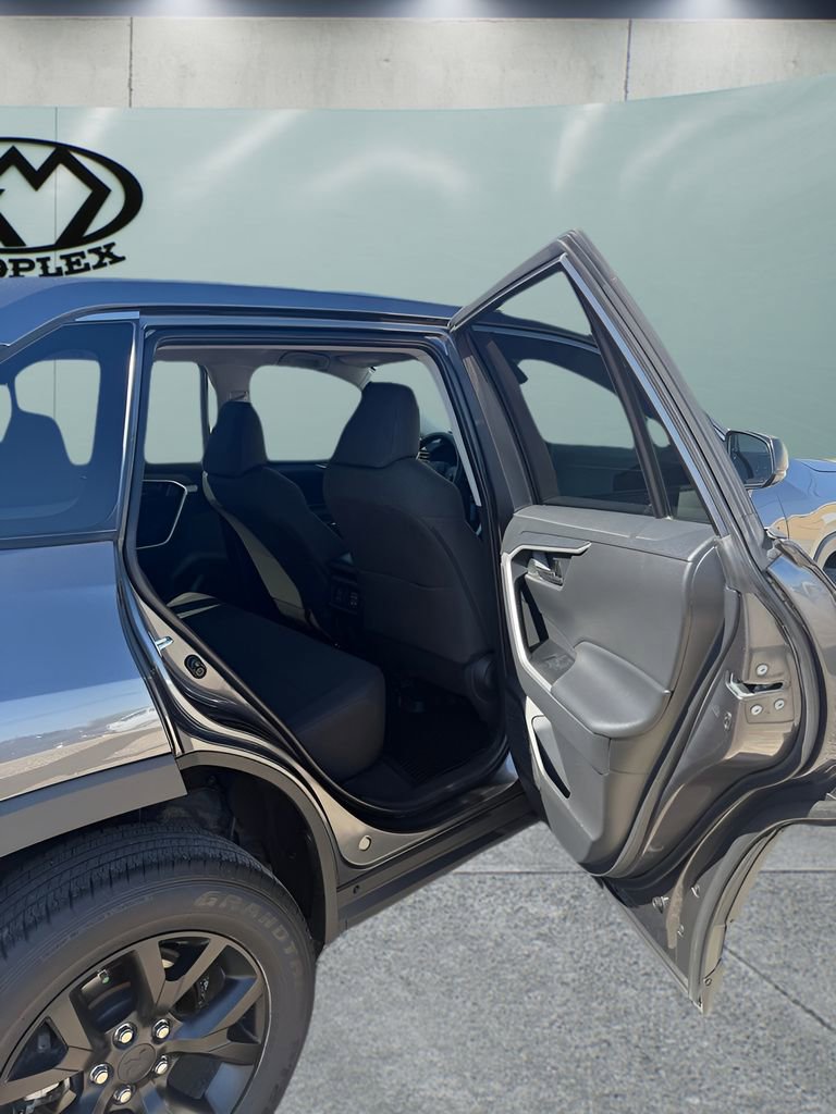 Used 2024 Toyota RAV4 LE image 16