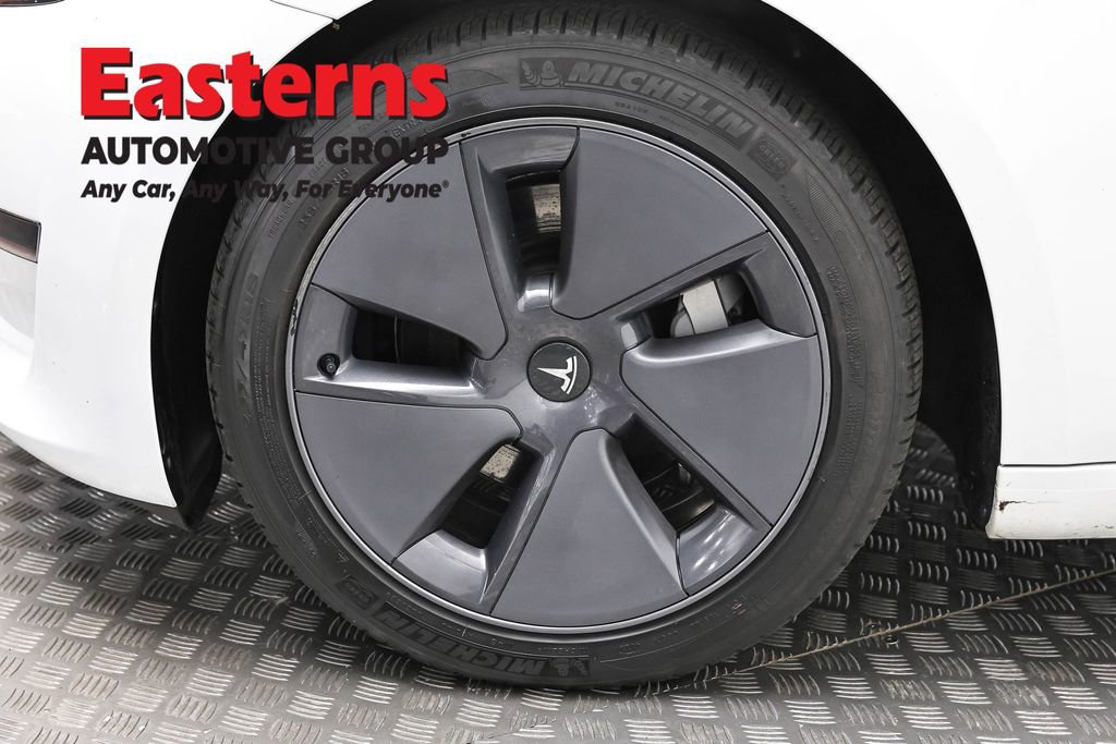 Used 2023 Tesla Model 3 Standard Range image 27