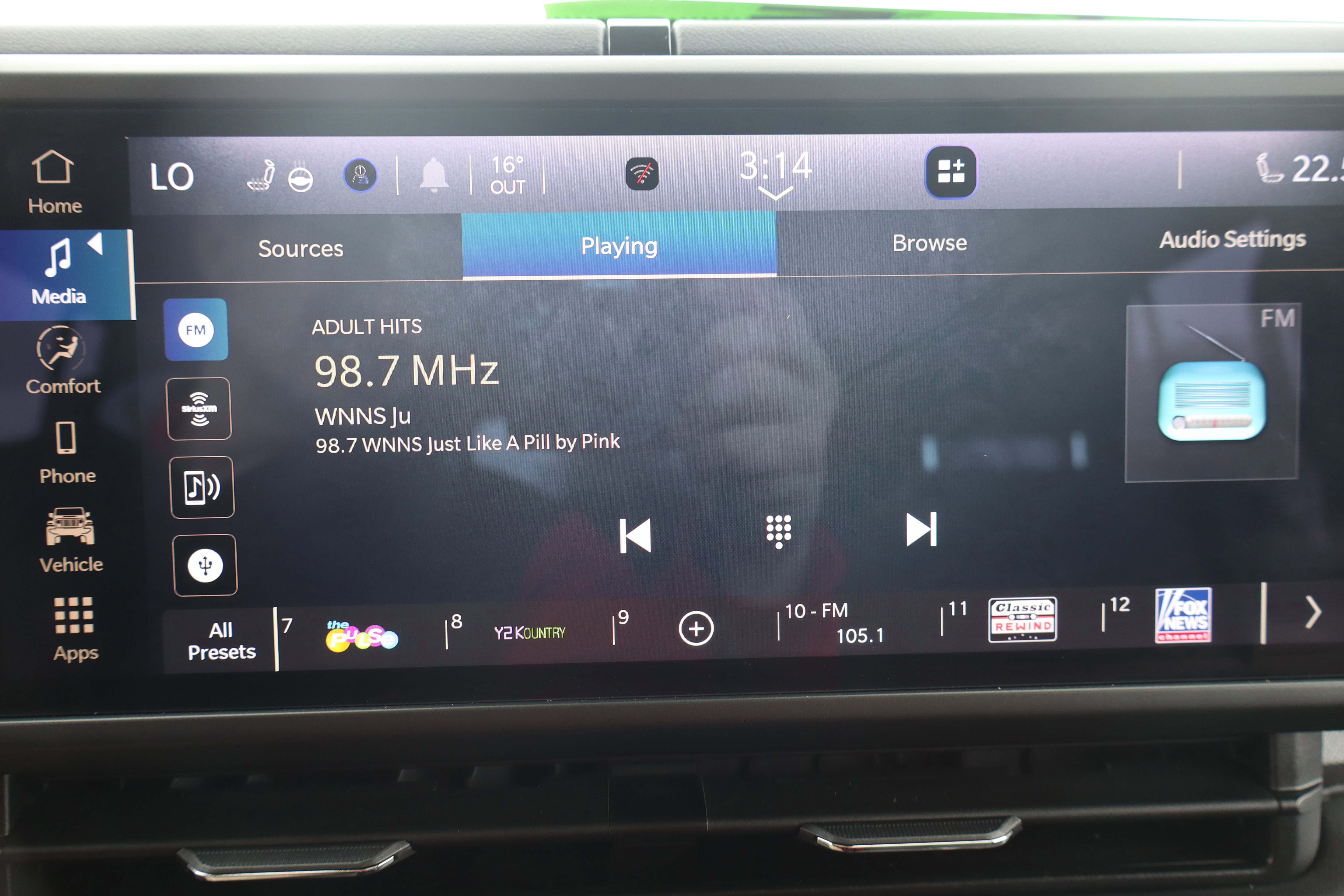 Used 2025 Jeep Wrangler Sahara image 20