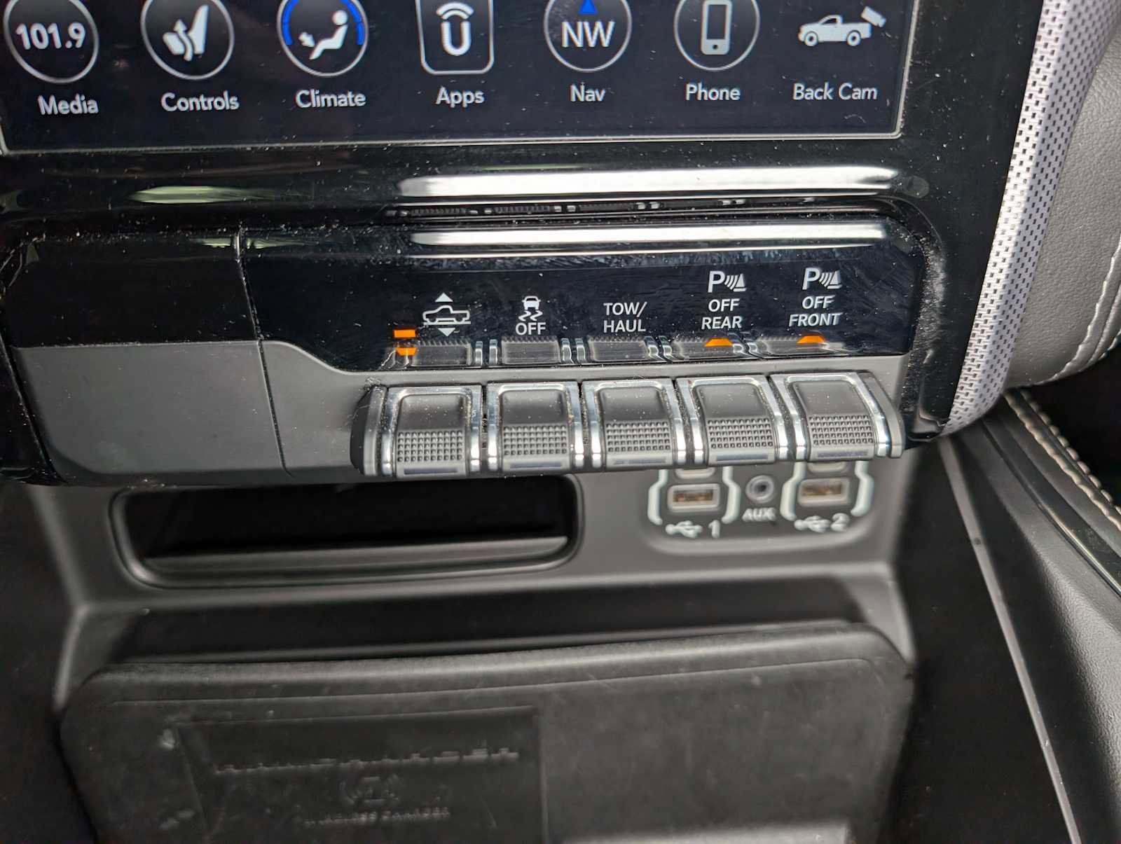 Used 2020 RAM 1500 Limited image 33