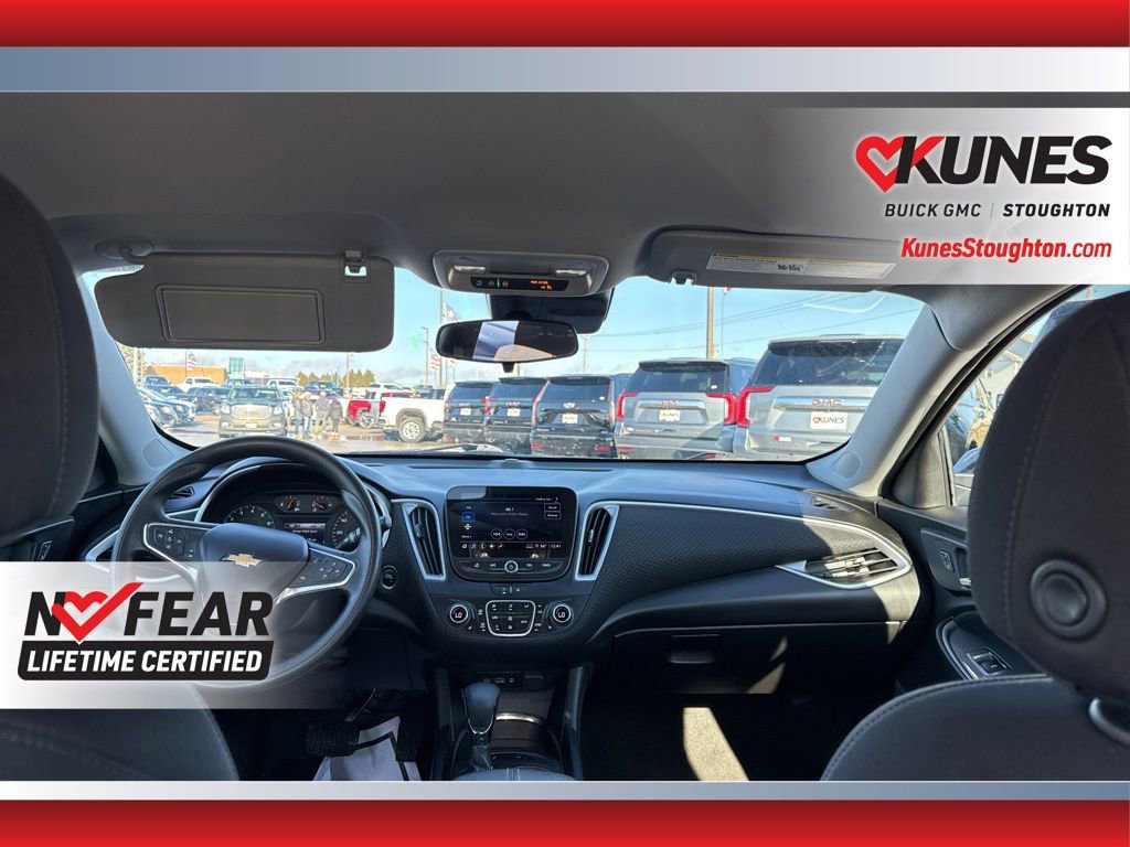 Used 2024 Chevrolet Malibu LT image 34