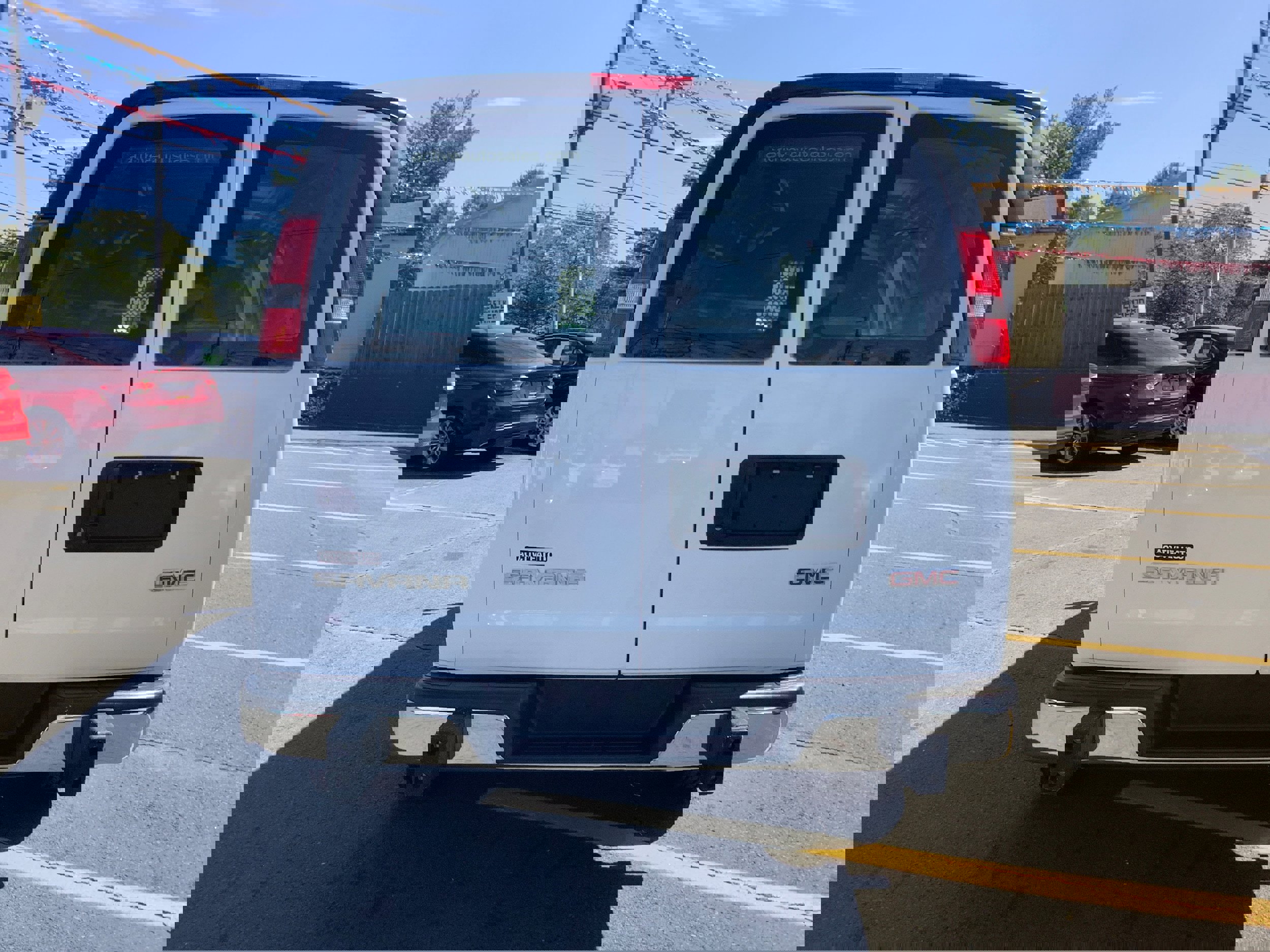 Used 2023 GMC Savana 2500 w/ Driver Convenience Package image 6