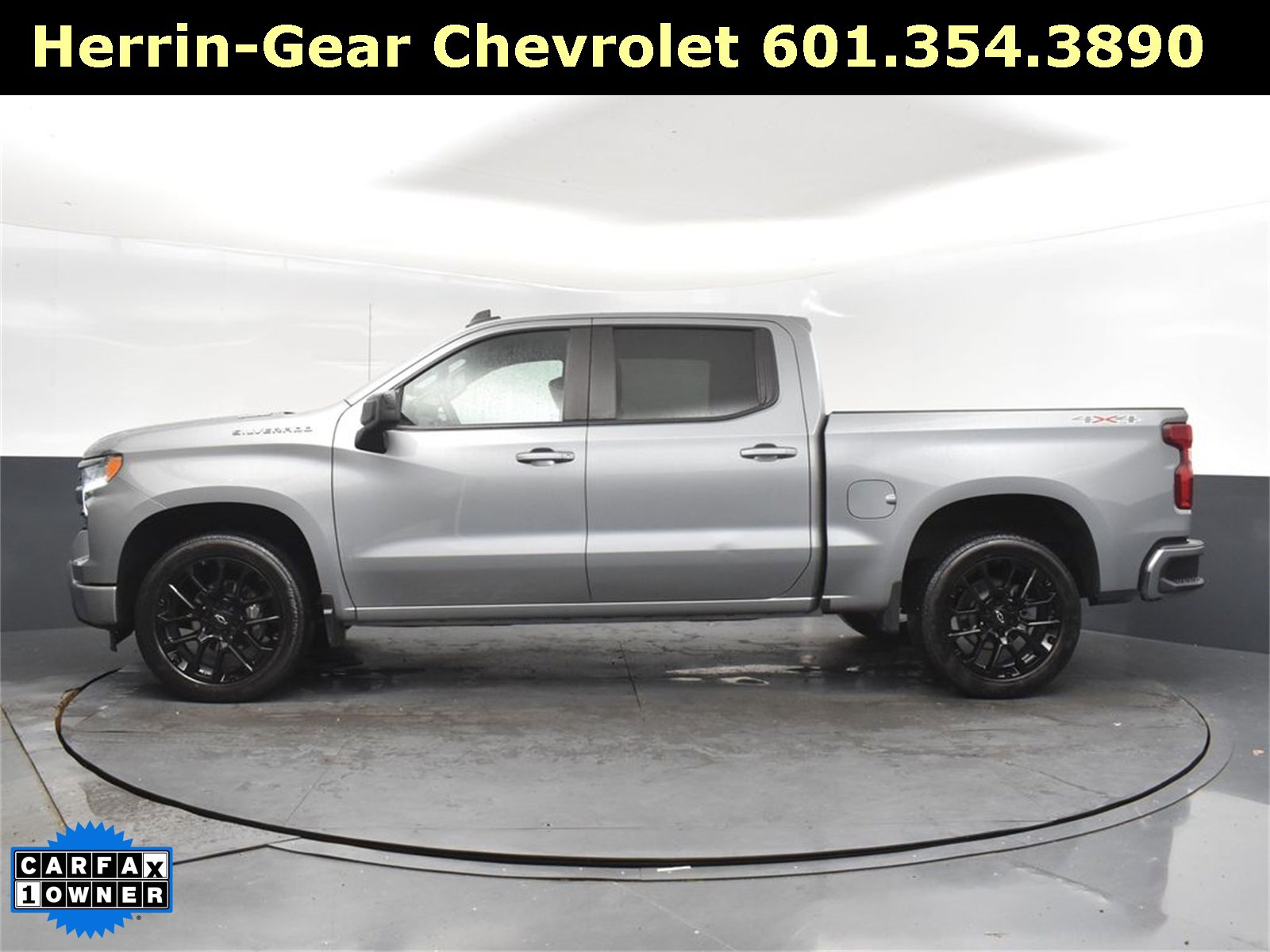 Used 2024 Chevrolet Silverado 1500 RST w/ Protection Package image 4