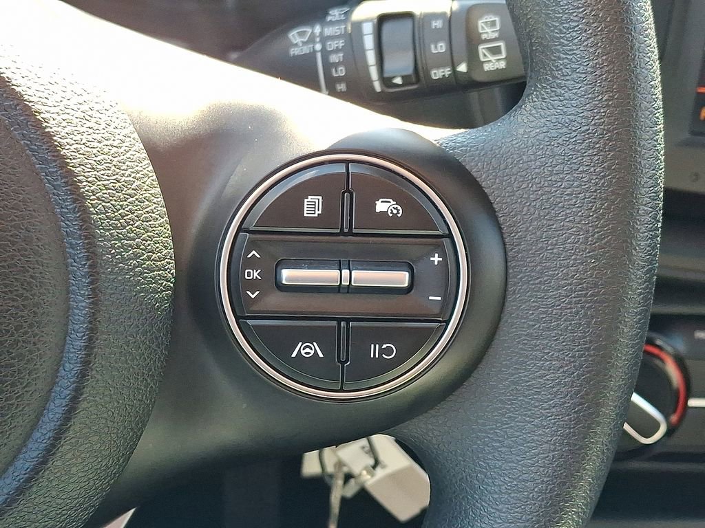 Certified 2025 Kia Soul LX image 10
