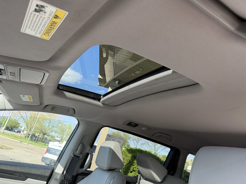 Used 2019 Honda Odyssey EX-L image 17