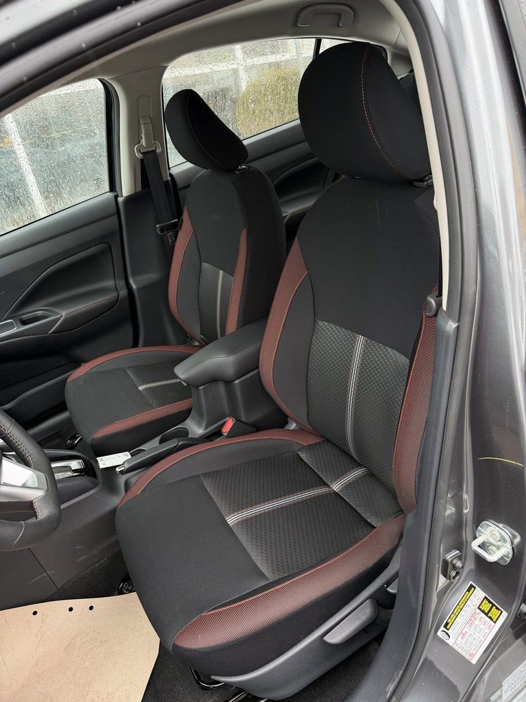 New 2025 Nissan Versa SR image 15