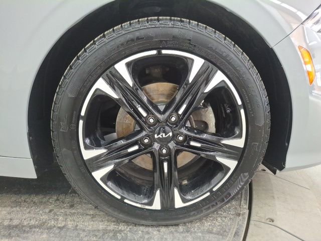 Used 2023 Kia K5 GT-Line image 32