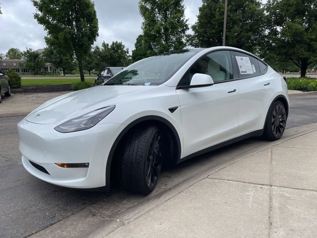 Used 2023 Tesla Model Y Performance AWD/4WD image 7