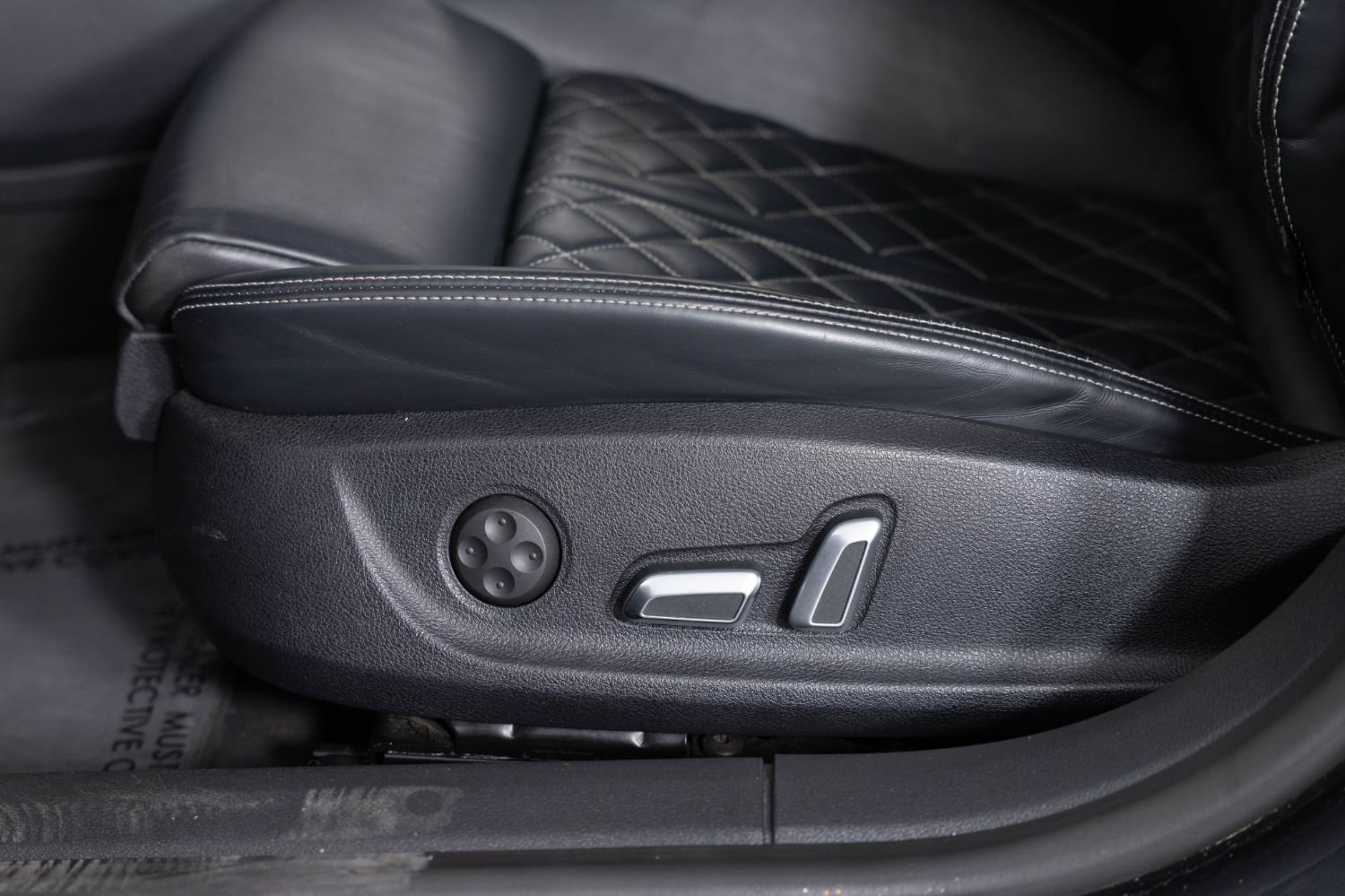 Used 2017 Audi S7 Premium Plus w/ Driver Assistance Package image 17