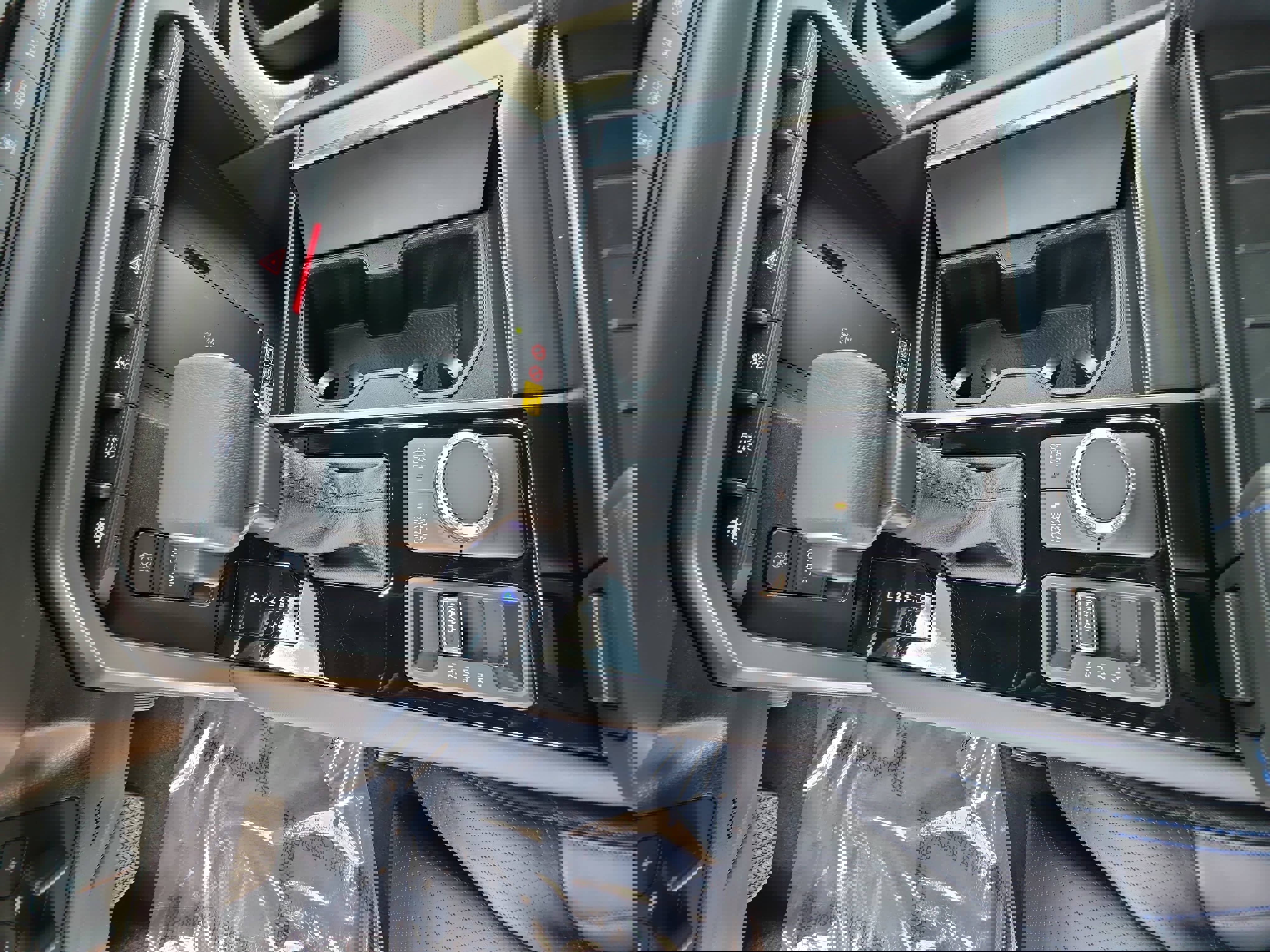 Used 2026 Toyota Sequoia Platinum AWD/4WD image 26