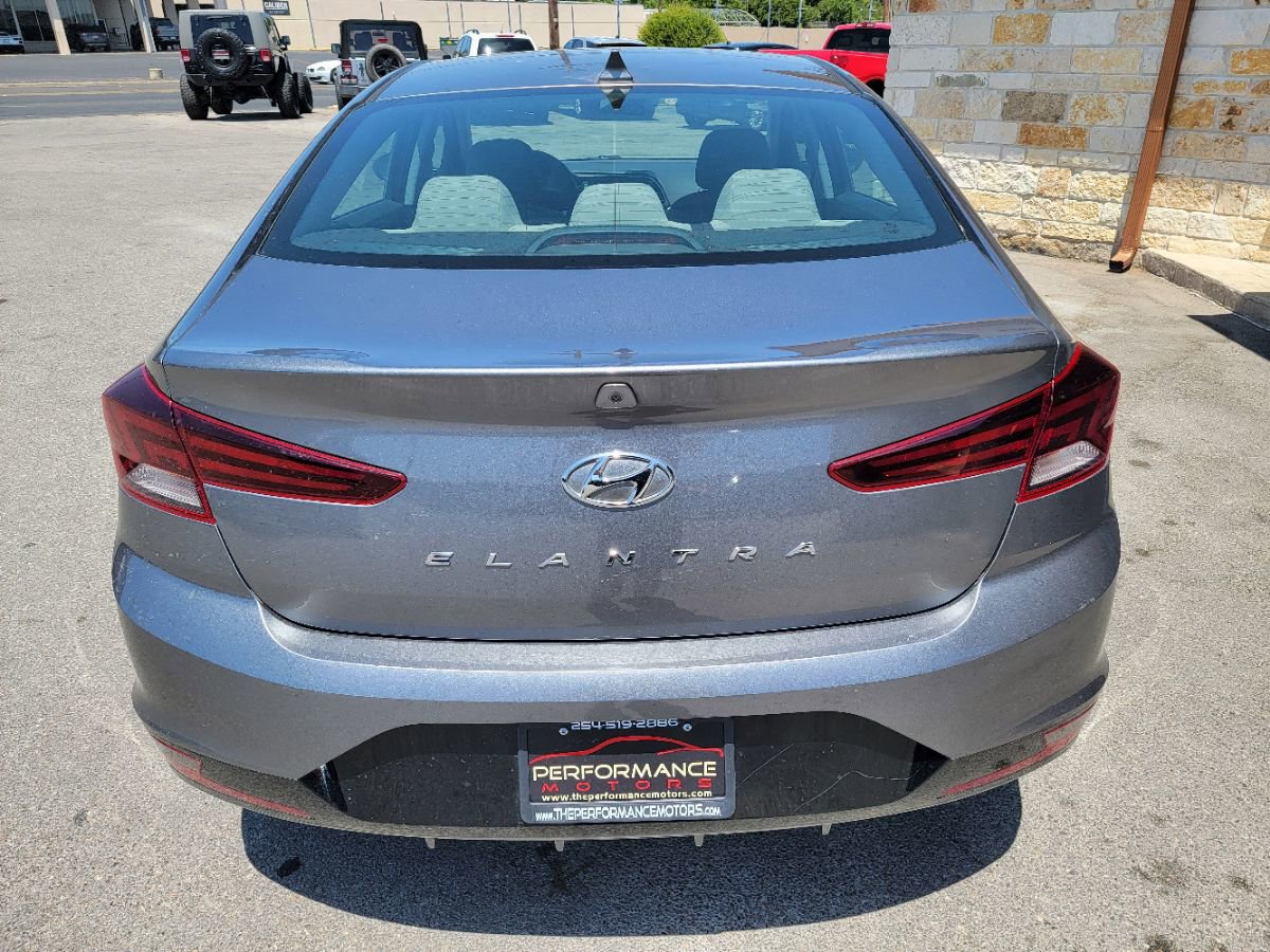 Used 2019 Hyundai Elantra SEL image 5