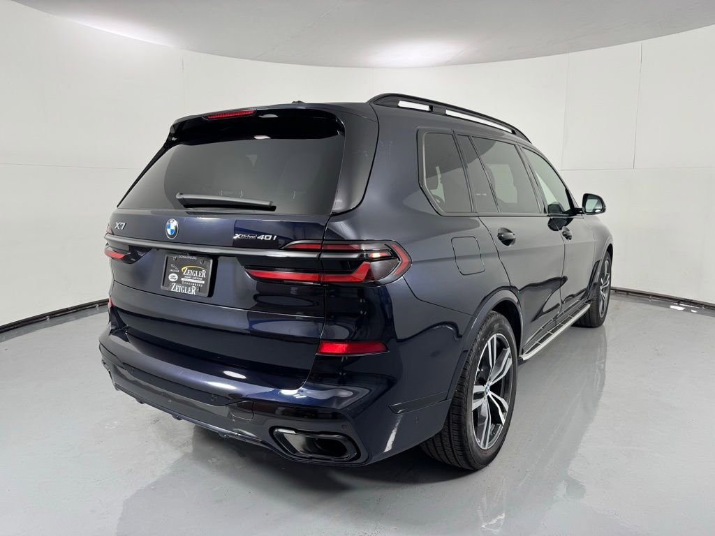 Used 2024 BMW X7 xDrive40i w/ Executive Package image 5